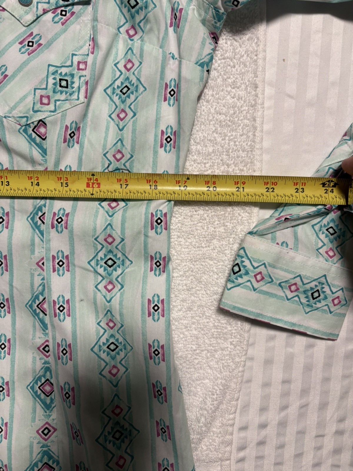 Wrangler Retro Women’s L western Pearl Snap Shirt Aztec Turquoise Southwestern