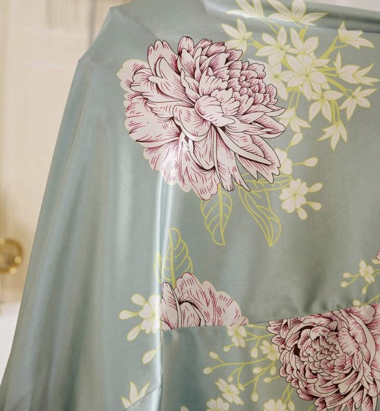 NEW XL French Retro Satin Floral Print Petal Sleeve Lace Waist V-Neck Nightgown
