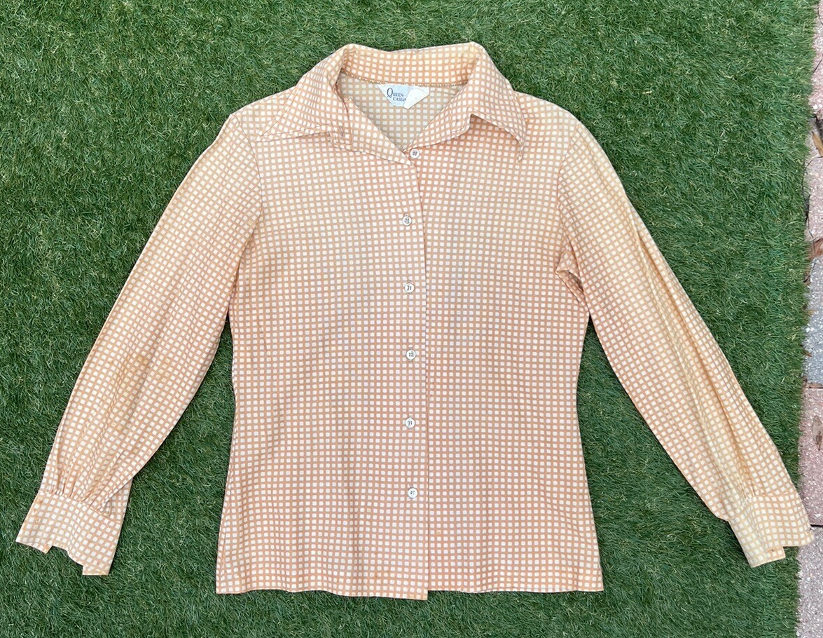 QUEEN CASUALS – VINTAGE 1970s 70s GREEN LONG SLEEVE STRETCH KNIT BUTTON-UP –