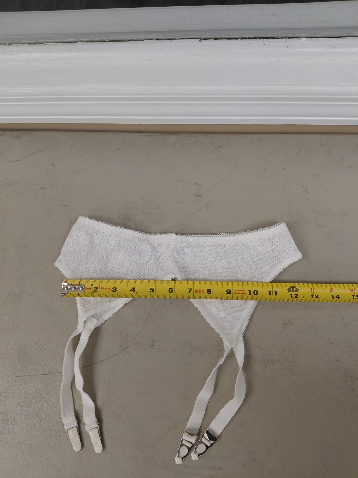 Vintage Garter Belt Size L White
