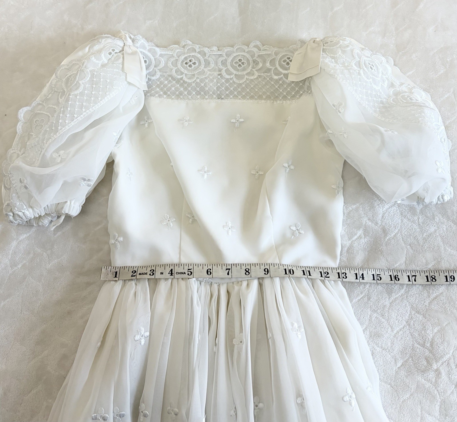 VTG 60s 70s Alyce Design’s Size 8 White Embroidered Long Dress Wedding Formal