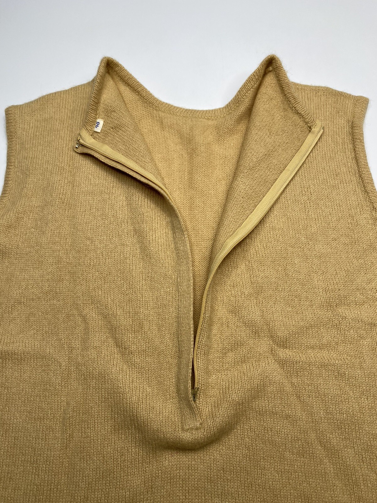 Vintage 60s The Halle Bros By Hadley Sleeveless Top Size 40 S/M 100% Camel Hair