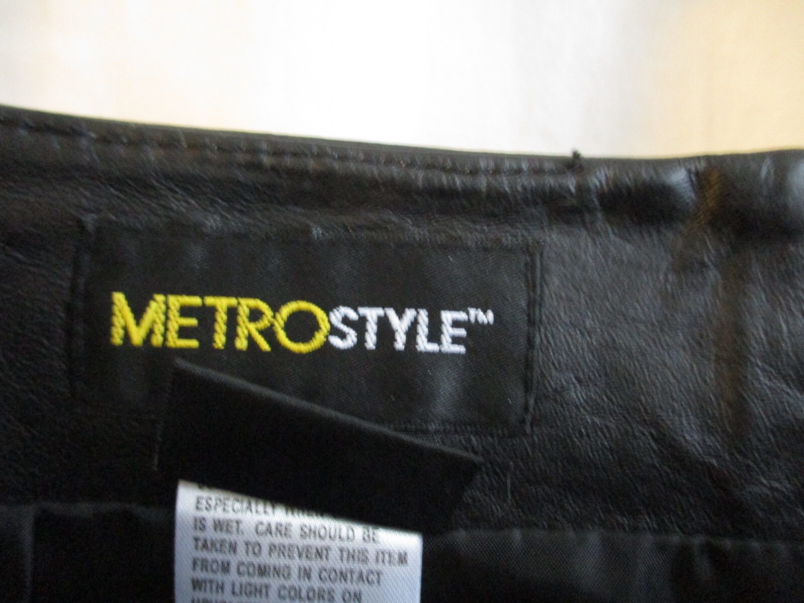 4 Metro style Vintage leather black white skirt pencil 80s 90s