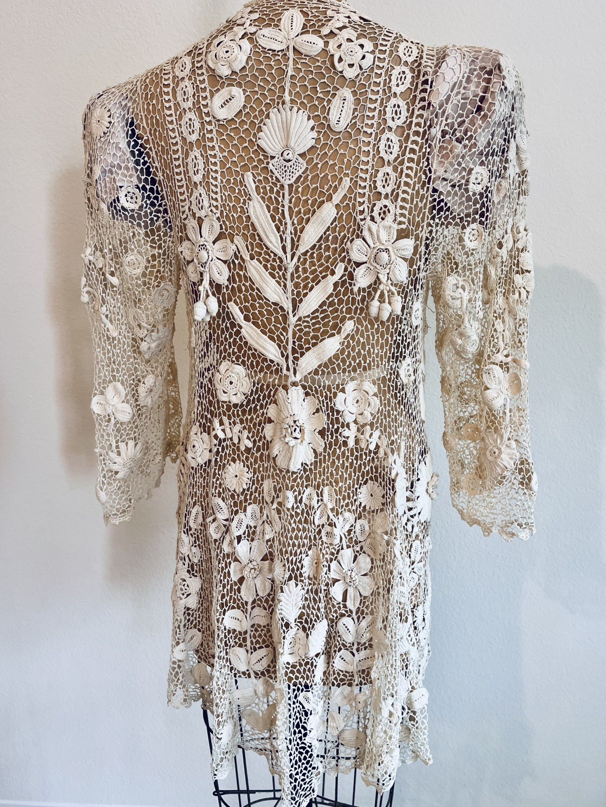 Antique Vctorian / Edwardian Croceted Irish Lace Jacket Handcrafted Floral Motif