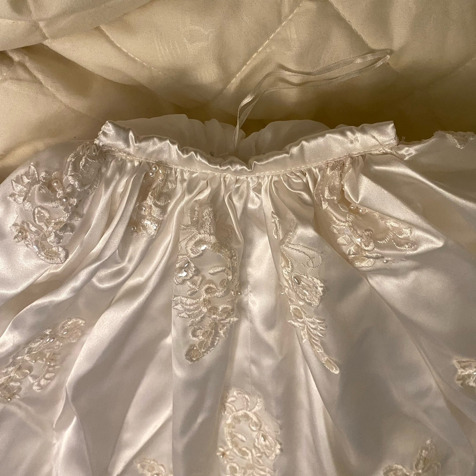 Majestic Vintage Y2k White&Ivory Satin Short Wedding Dress detachable Train Sz.8