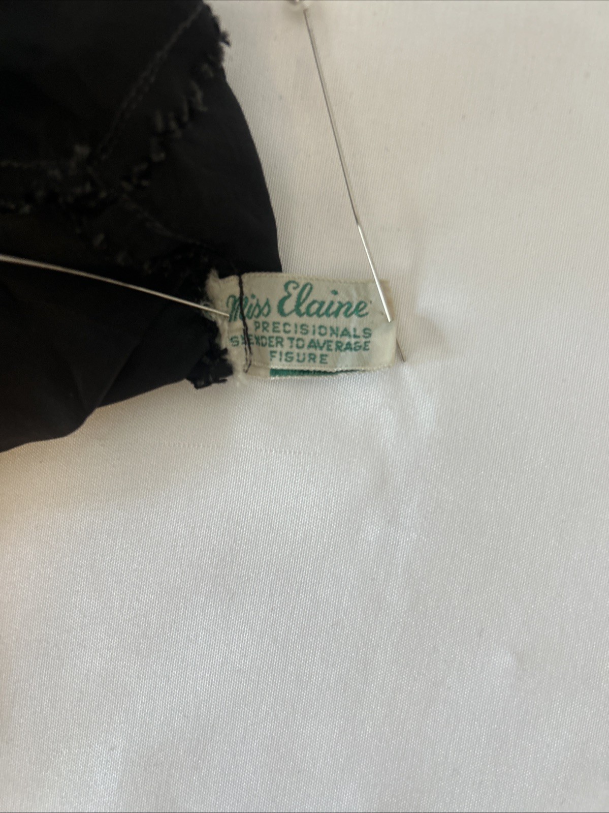 Vintage 1940/50’s Miss Elaine Precisionals Liquid Rayon Tricot in Black Size-S
