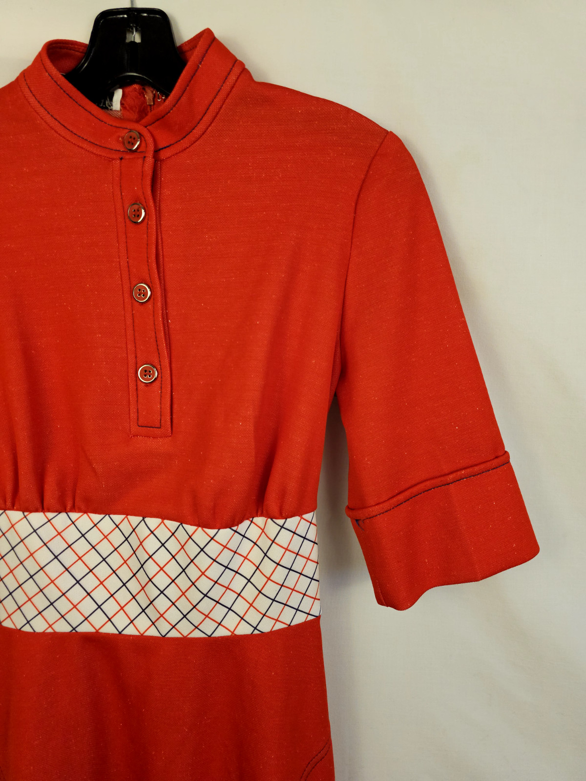 Vintage 1960s Red Polyester Dress With Mandarin Collar Front Circle Pockets 6