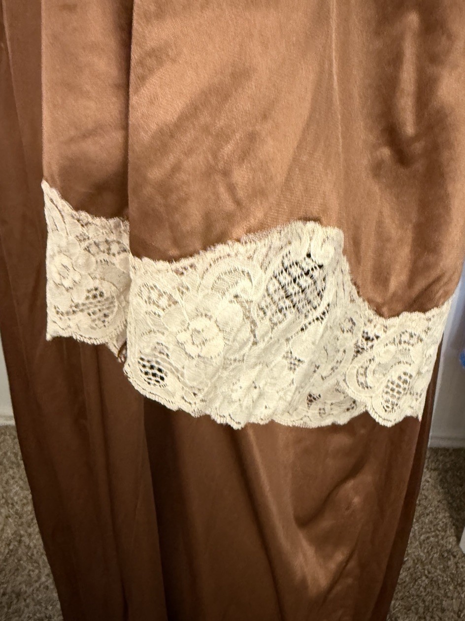 Vintage Jenelle of California Brown Long Robe Lace Size 2XL