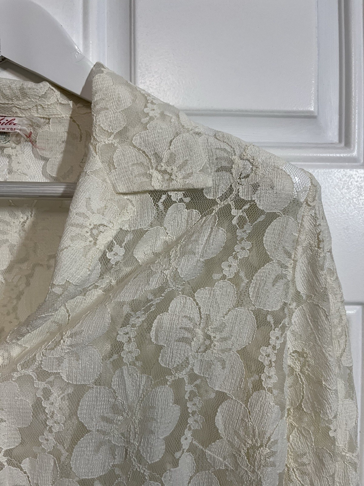 Vintage 1950s Ivory Lace Button Front Blouse Floral Romantic Cottagecore