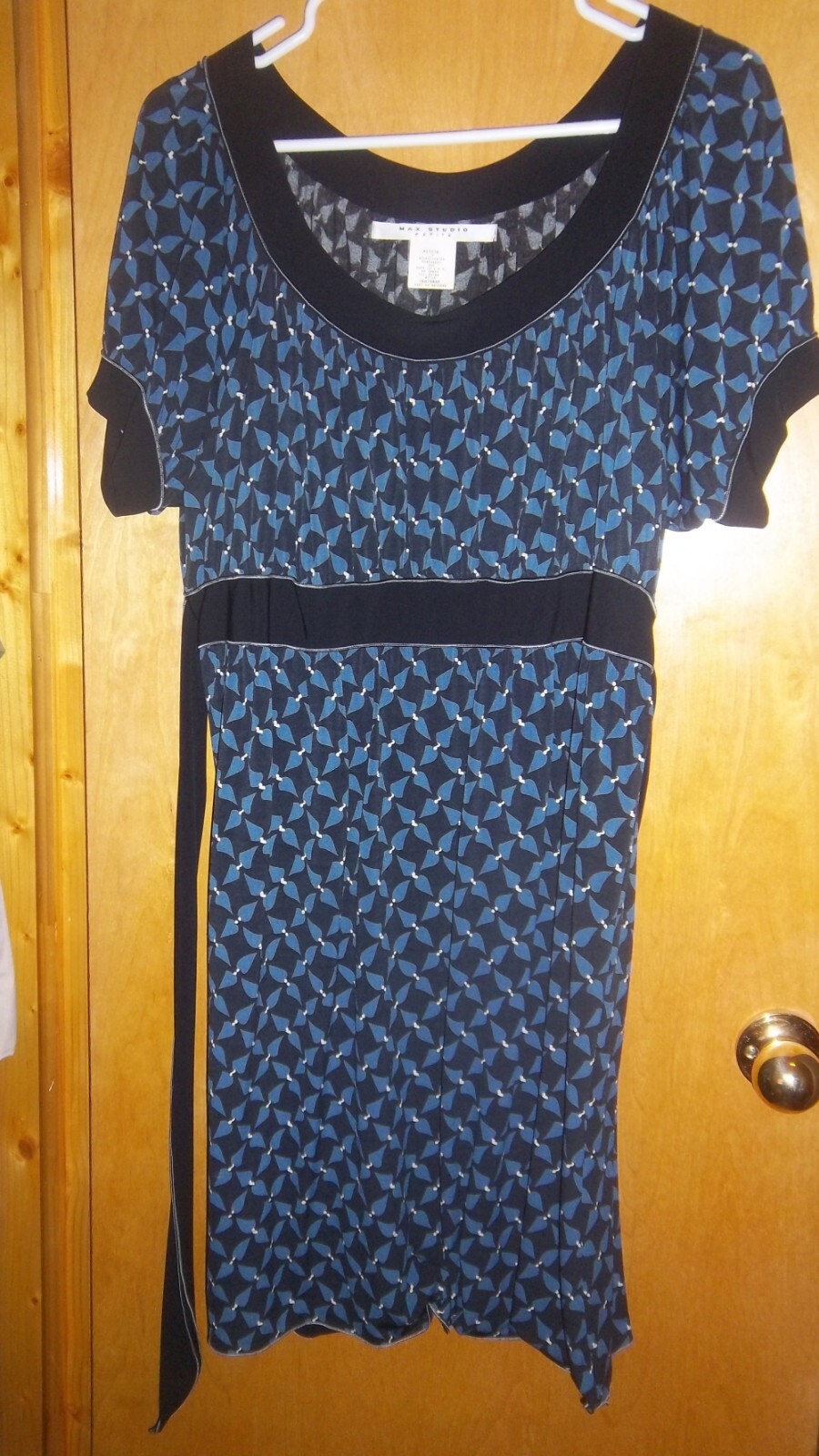 Vintage Max Studio Women’s Petite Large Short Sleeve Dress Blue Black Print