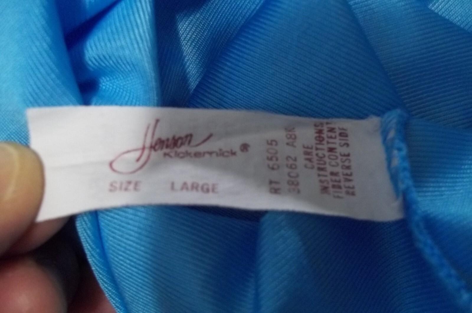 Henson Kickernick Nylon Robe with Pocket – Size Large – USA – Turquoise Blue