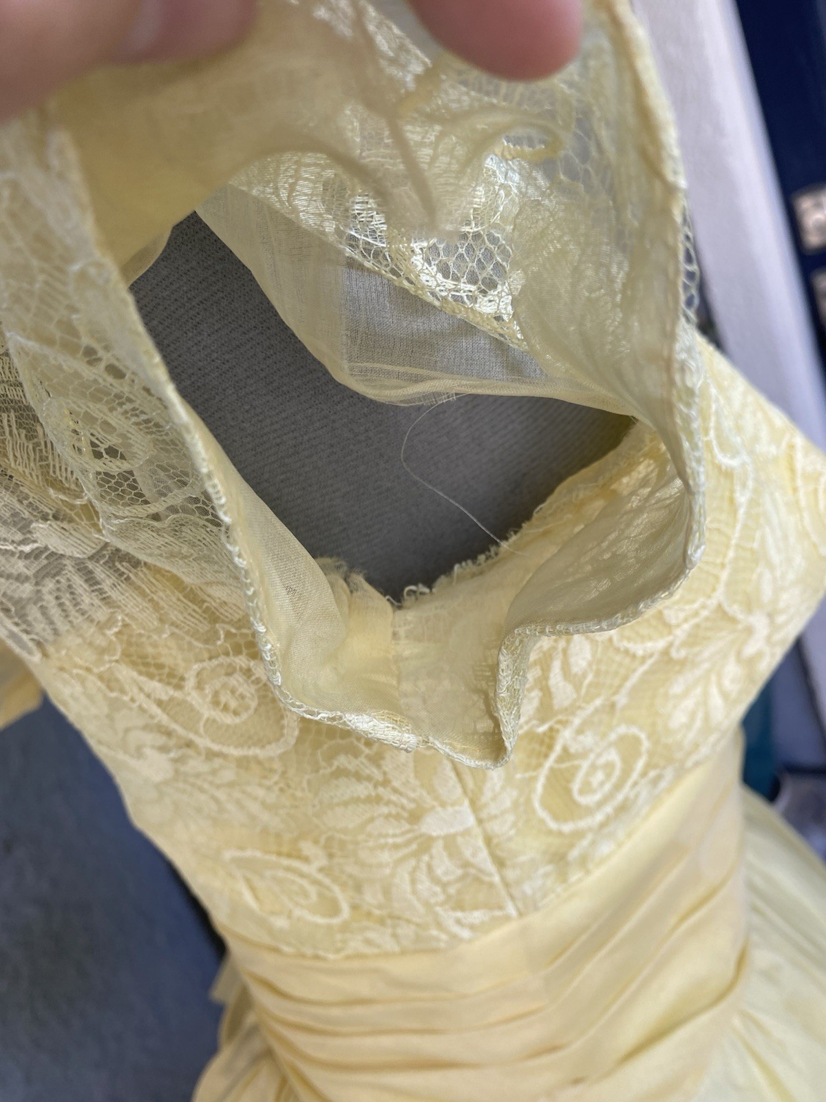 Beautiful yellow vintage 50s 60s Prom Party dress S M