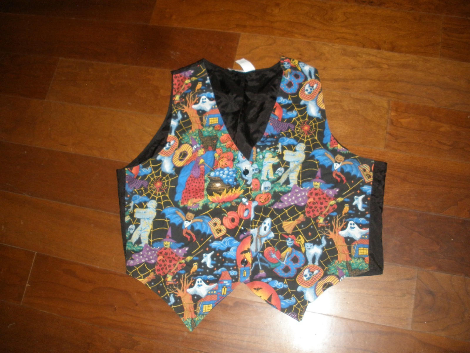 Vintage 90’s Women’s Halloween Vest Basic Edition 20 (O86)