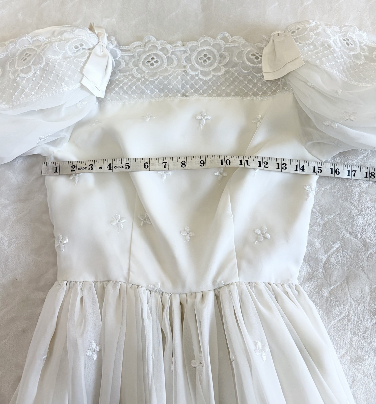 VTG 60s 70s Alyce Design’s Size 8 White Embroidered Long Dress Wedding Formal