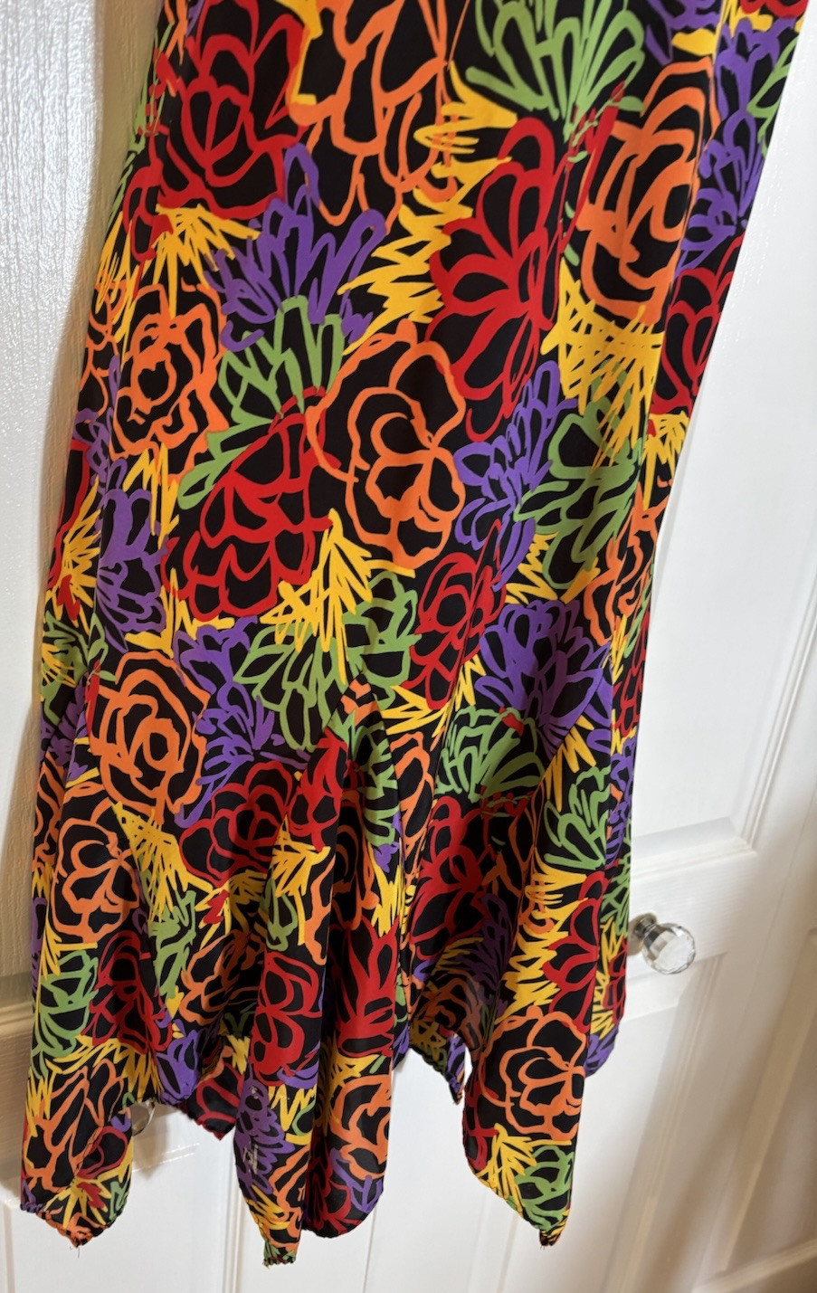 Vtg Papillon by Paula Corbone Nightgown Bold Print Handkerchief Hem USA Small