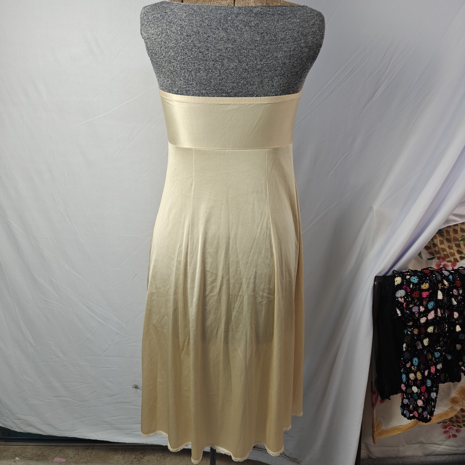 Vintage Ivory Strapless Full Slip Lingerie Lace Trim Nylon Midi Dress USA