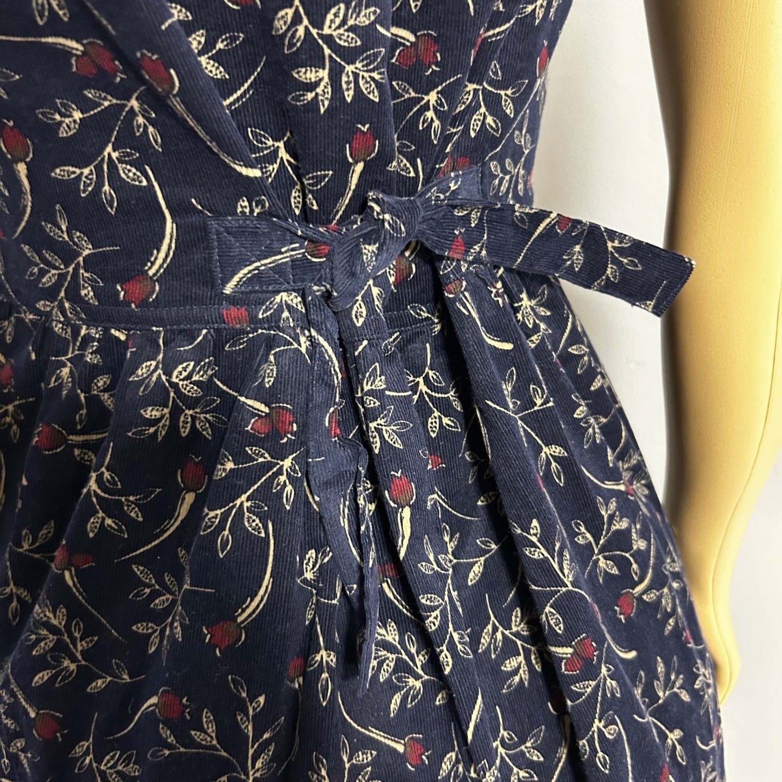 Bobbie Brooks 90s Y2K Vintage Navy Blue Floral Corduroy Dress Sleeveless Small