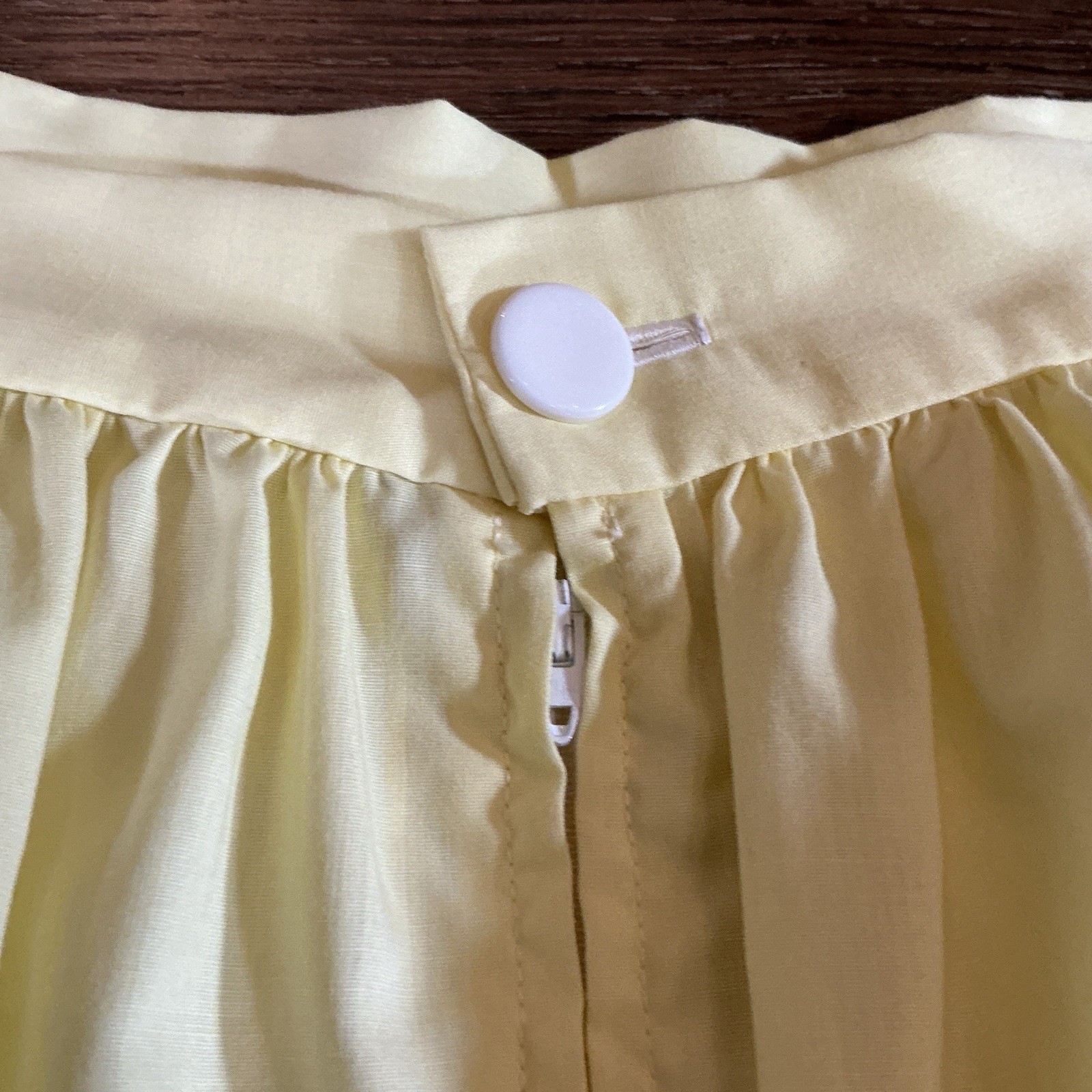 VINTAGE Yellow Maxi Skirt Sunflower Applique Floral Cottagecore Size XS/S #17F2