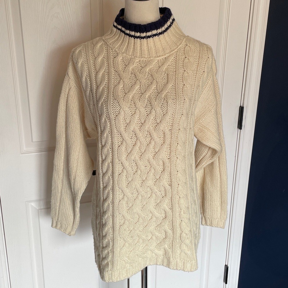 Vintage Aran Crafts Cream Cable-Knit Turtleneck Sweater Navy Trim Merino Wool