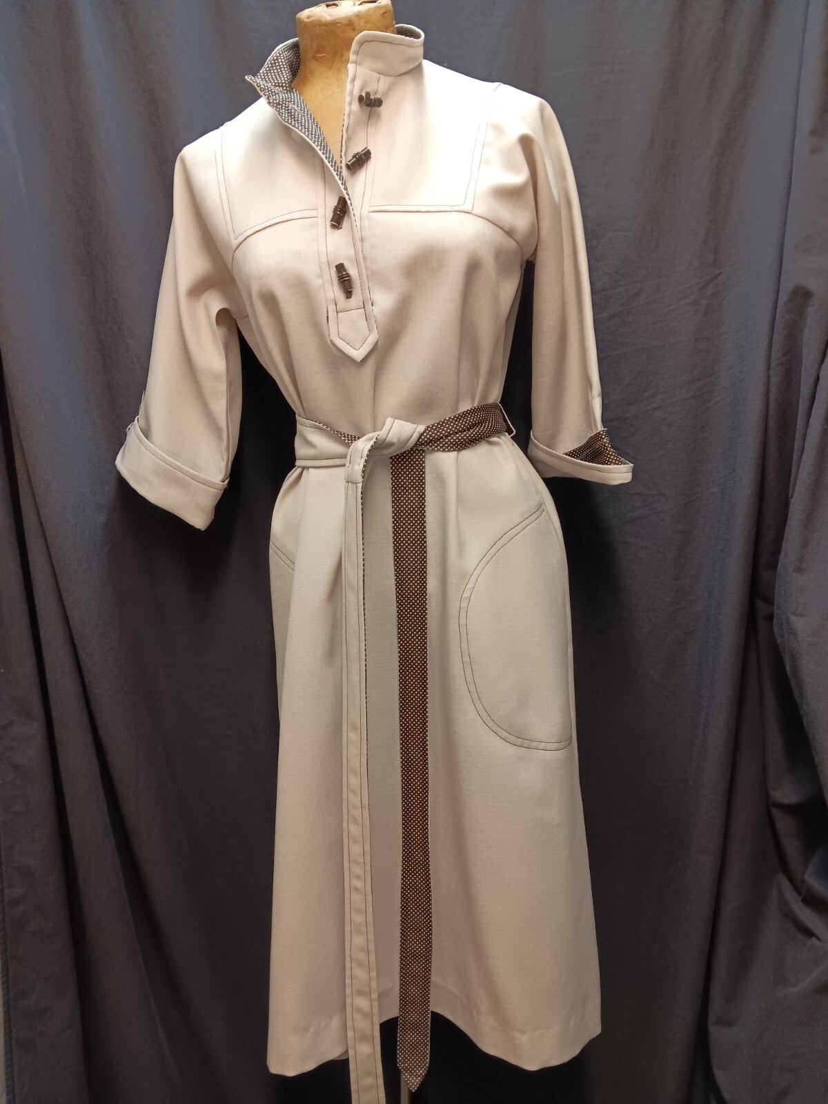 Vintage 1970’s Cream White & Brown Mod Dress by Atina Size M