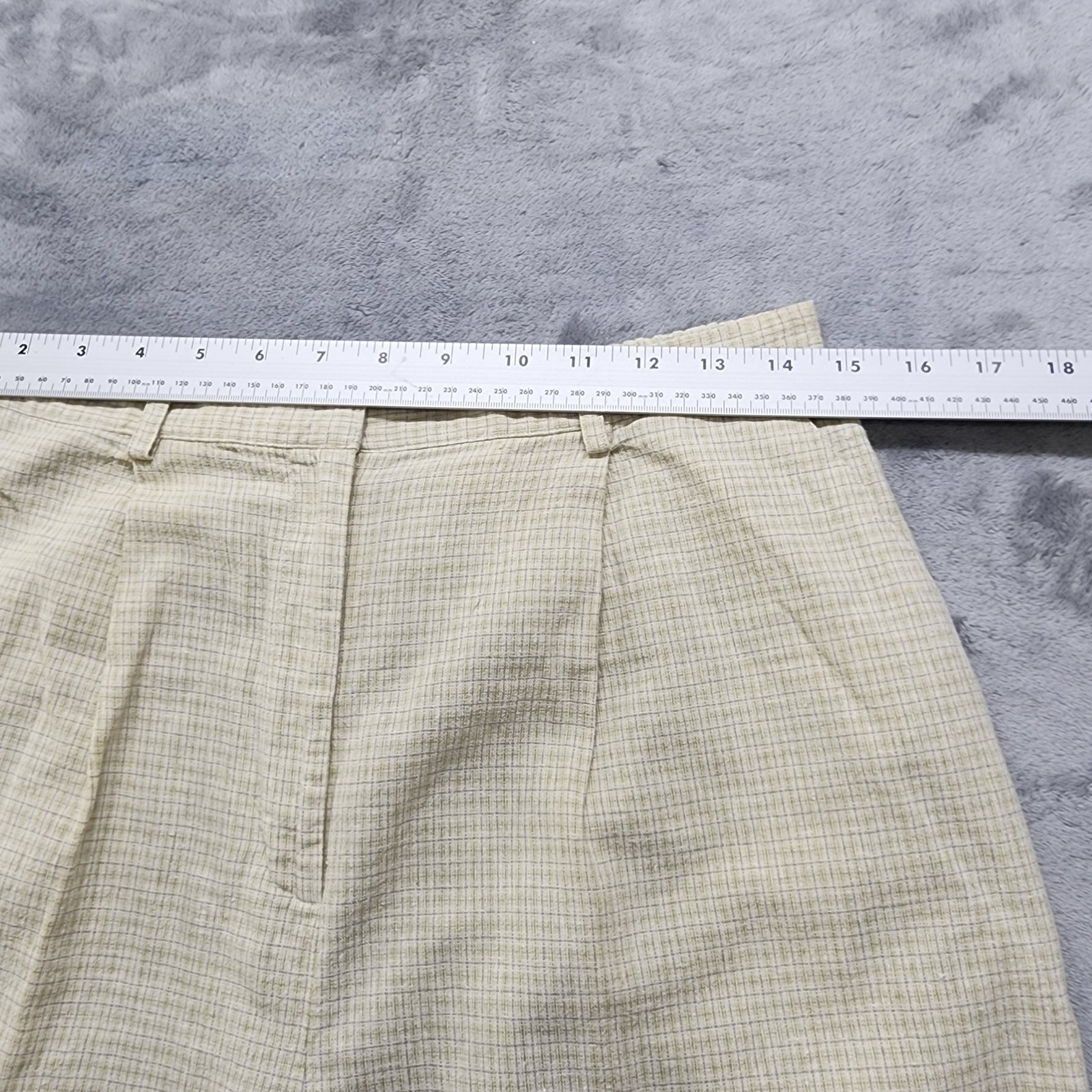 Vintage David Brooks Shorts Womens 10 PETITE Beige Plaid Linen Cotton High Rise