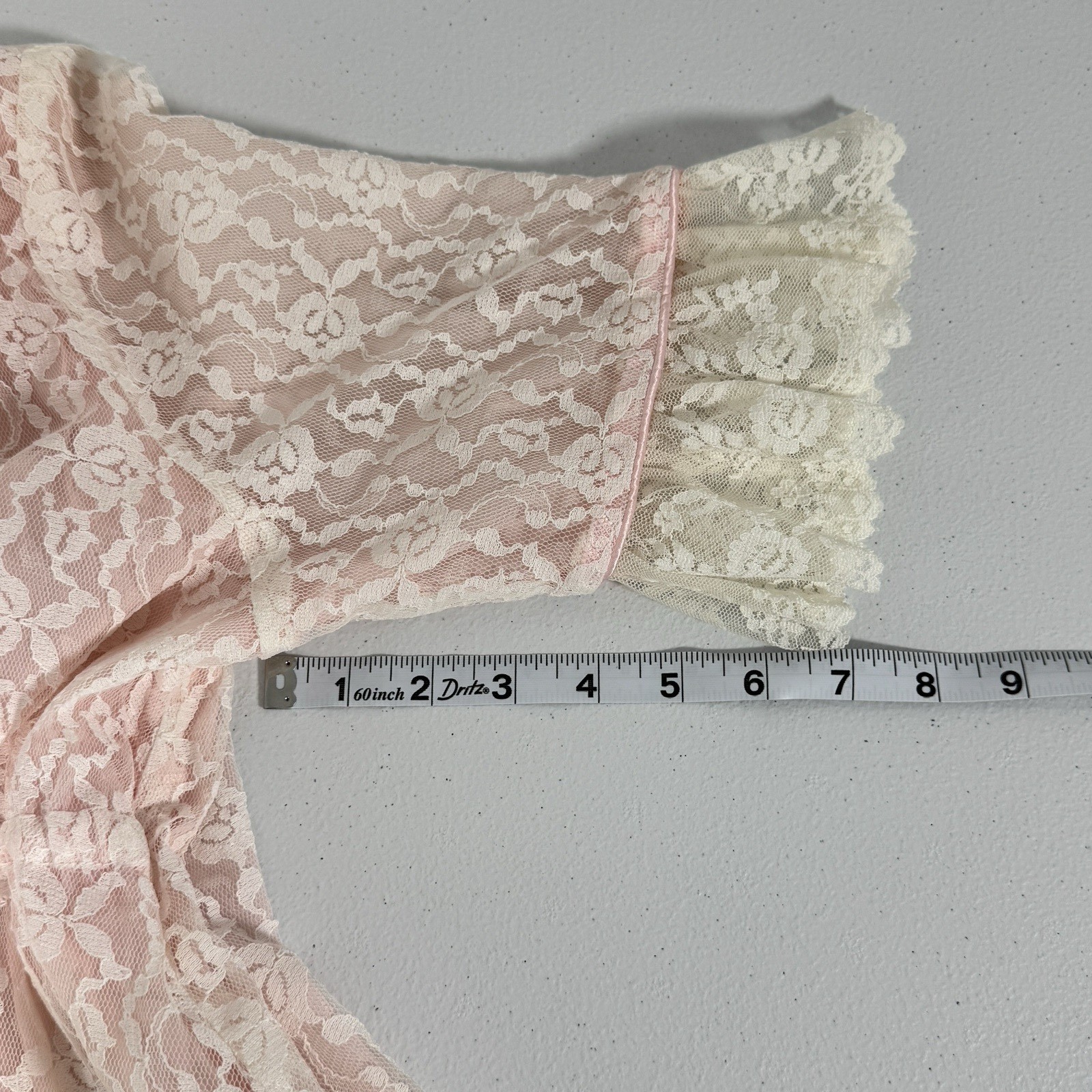 Vintage Pink Lace Maxi Robe Sheer Overlay Pockets Tie Waist Romantic M READ