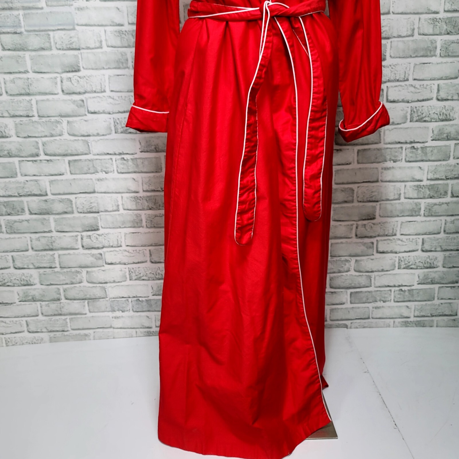 Vintage 70s 80s David Brown California Size L Red White Piping Lightweight Robe