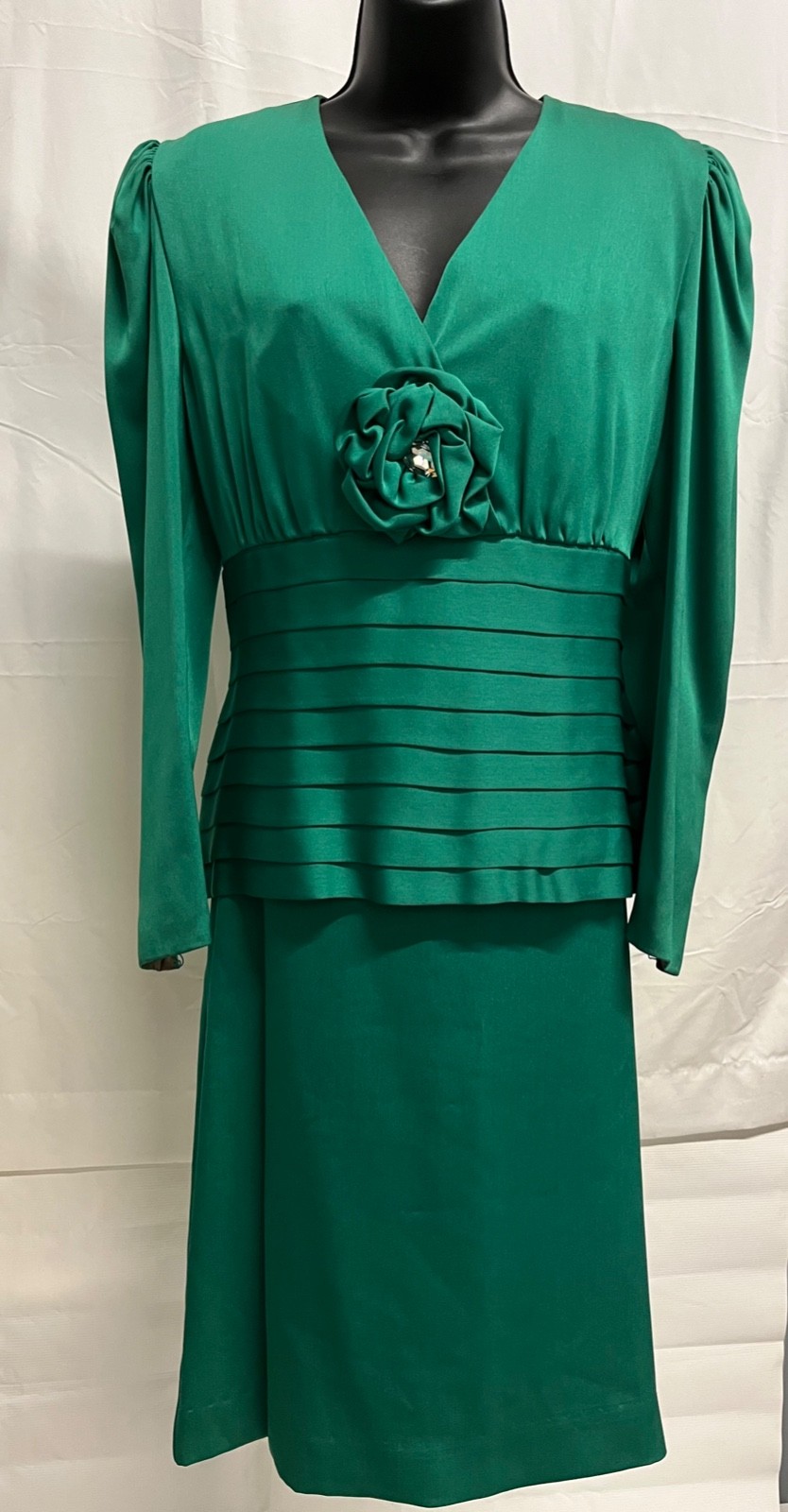 Vintage 80s Dynasty green 2PC Peplum Skirt Set by Rina di Montella Size 8