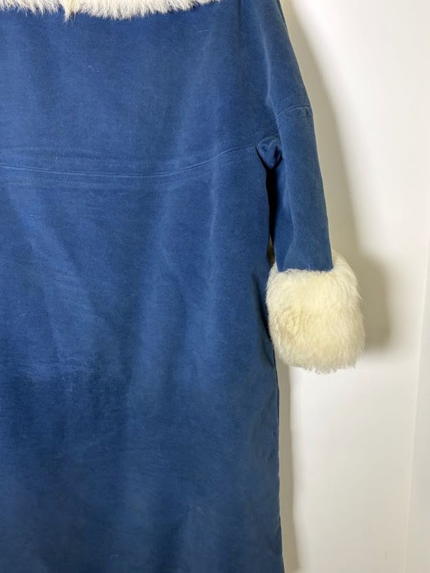 Vintage Country Pacer Women’s Coat Blue Coat, Fur, Buttons – Pre Owned
