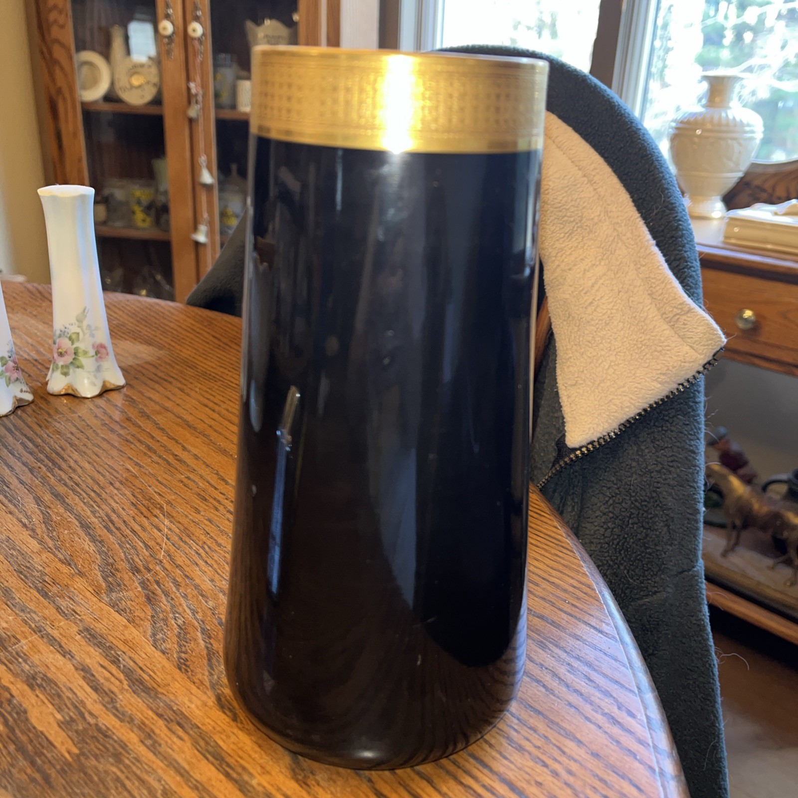 Vintage Hutzlers Baltimore Rare Lenox Display Vase Nice Black Gold 8.25”