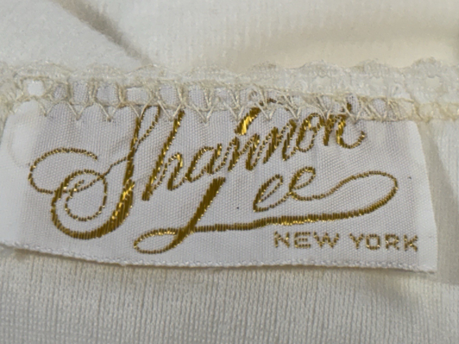 Vtg Shannon Lee Micro Fleece Nightgown Women’s L Ivory Floral Embroidered USA