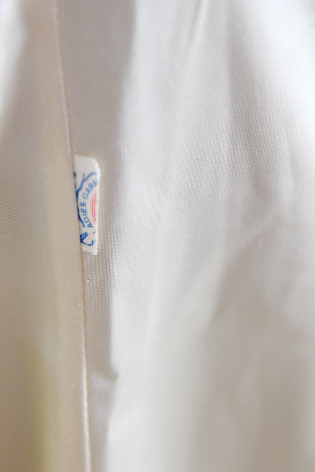 Vintage 1940s Style Great Over Car Coat Tan Beige Cream Belt Princess Seam Peek