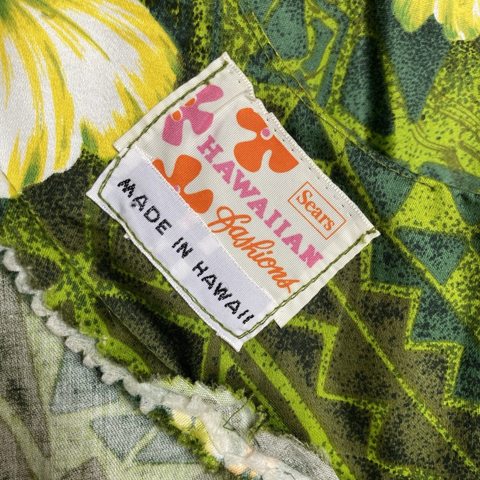 Vintage Sears Hawaiian Fashions Muumuu Womans Maxi Dress Tropical Floral Green
