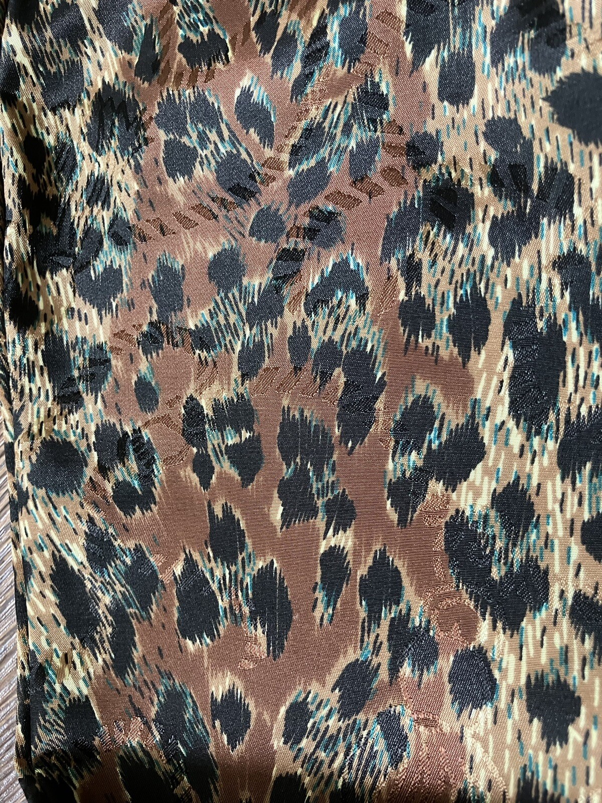 Vintage ’80s Petite Sophisticate Colorful Leopard Print Long Sleeve Blouse S/M