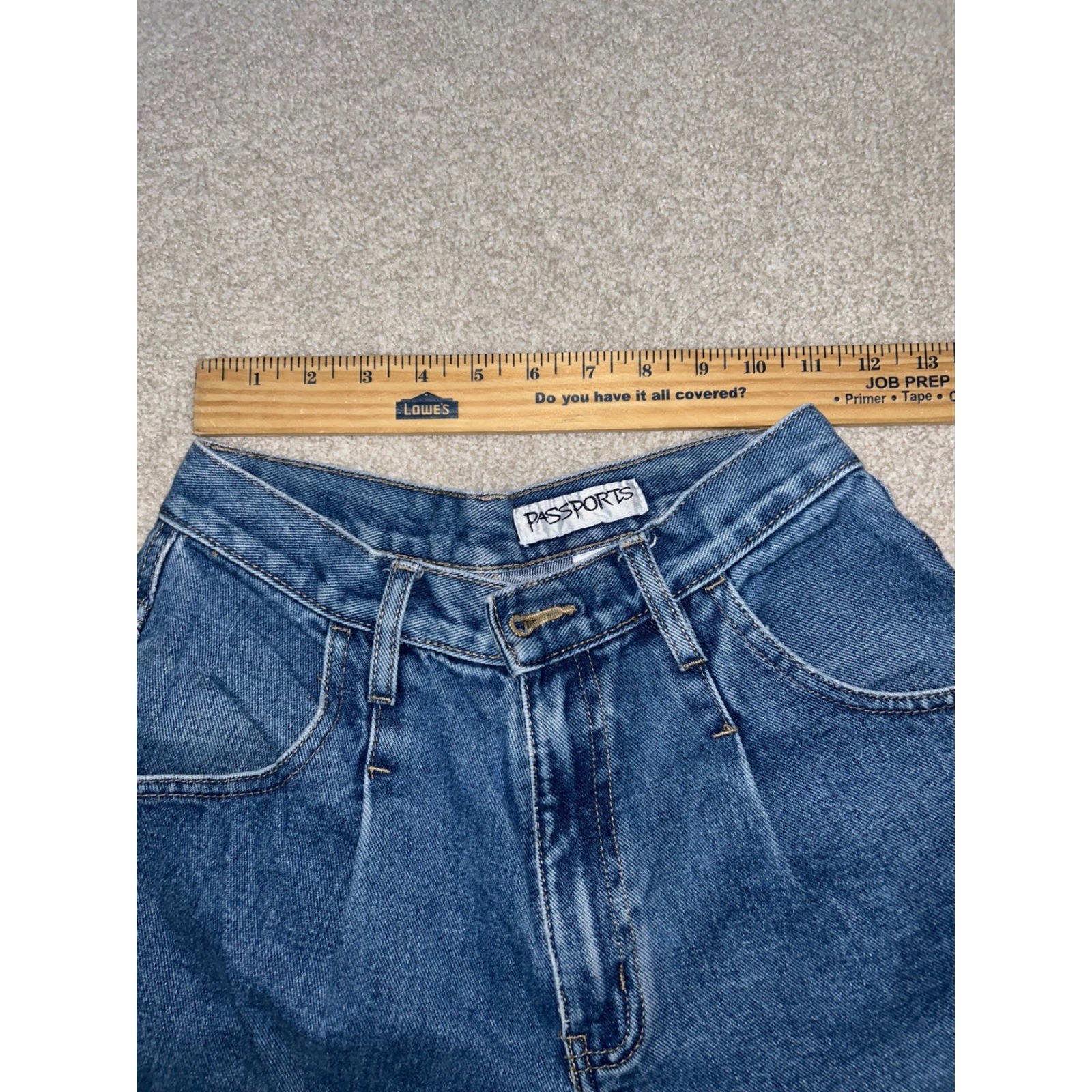 Passports Vintage High Waisted Tapered Leg Jeans Medium Wash Blue Denim Size 6