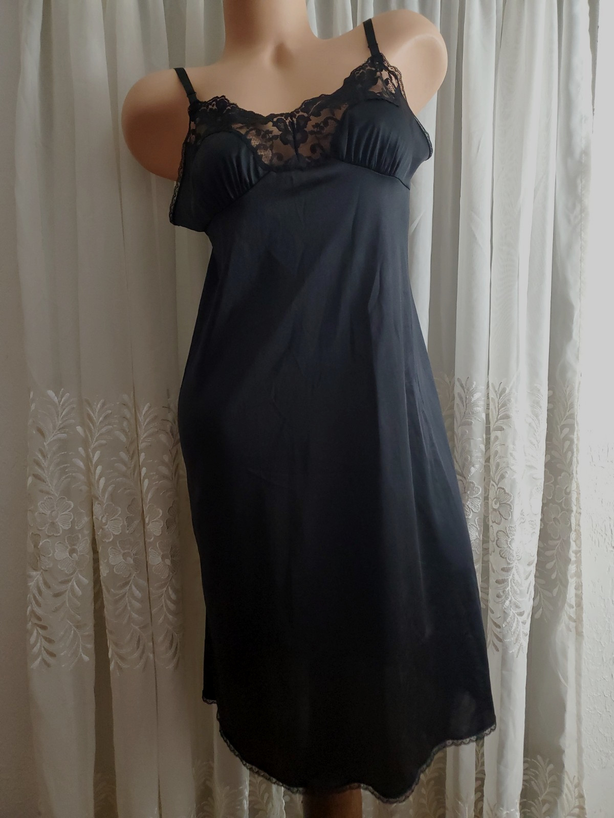 VTG Vassarette Full Slip Lingerie Dress 38 24/44 Style 10-105 Nylon USA Black