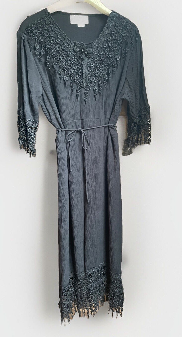 Vintage Magnet Art Lynn Yang Long Black Lacey Maxi Dress Sz Large
