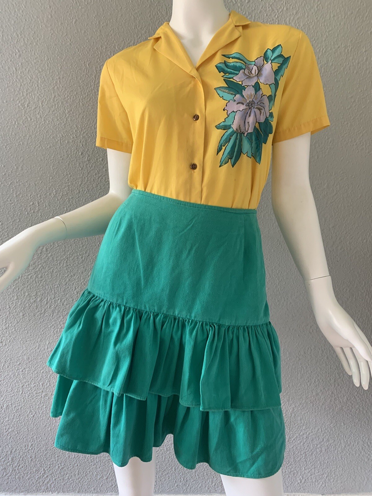 Vintage 70s Yellow Hand Painted Flower Boho Hippie Button Shirt Top M