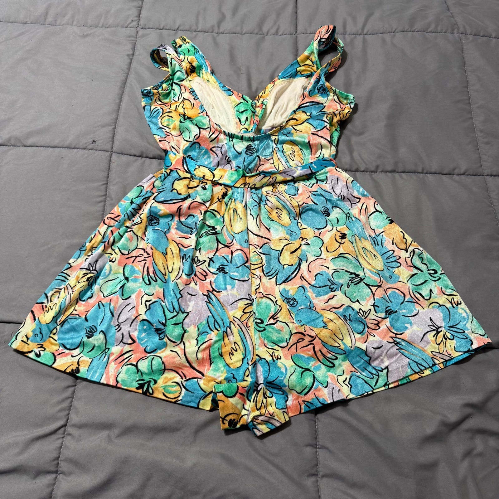 Maxine of Hollywood Vintage Floral Romper Swimsuit Blue Yellow Pink Size 14 USA