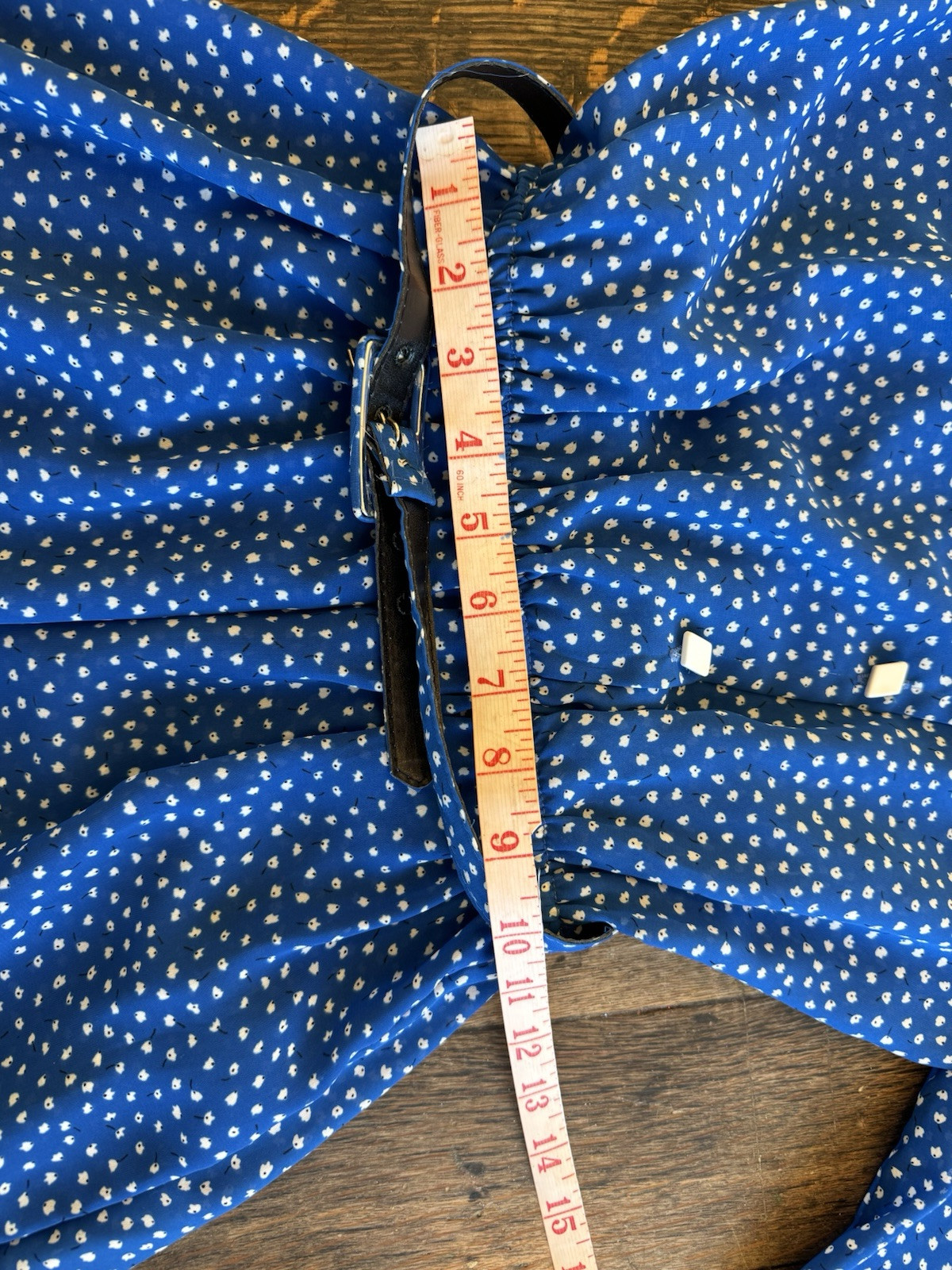 Vintage Women’s JT Dress Blue Polka Dot White Collar Red Scarf Dress 1970s