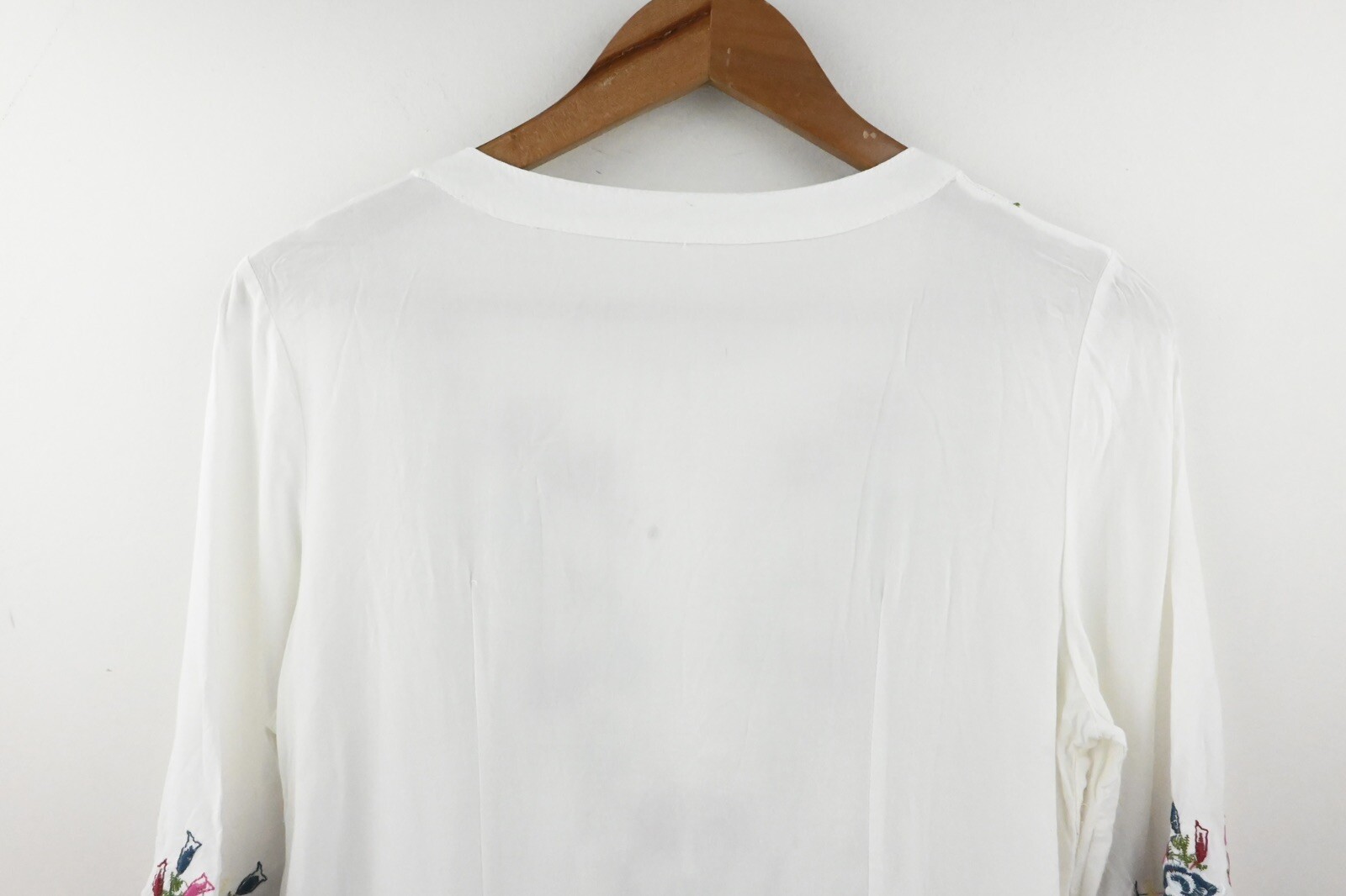 Vintage bohemian embroidered 3/4 sleeve sleeve blouse in white size M/UK10