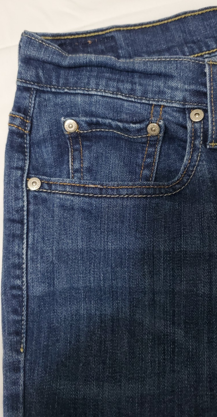 Levi’s 505 Women’s Jeans 31W 32L Straight Leg Denim #500009