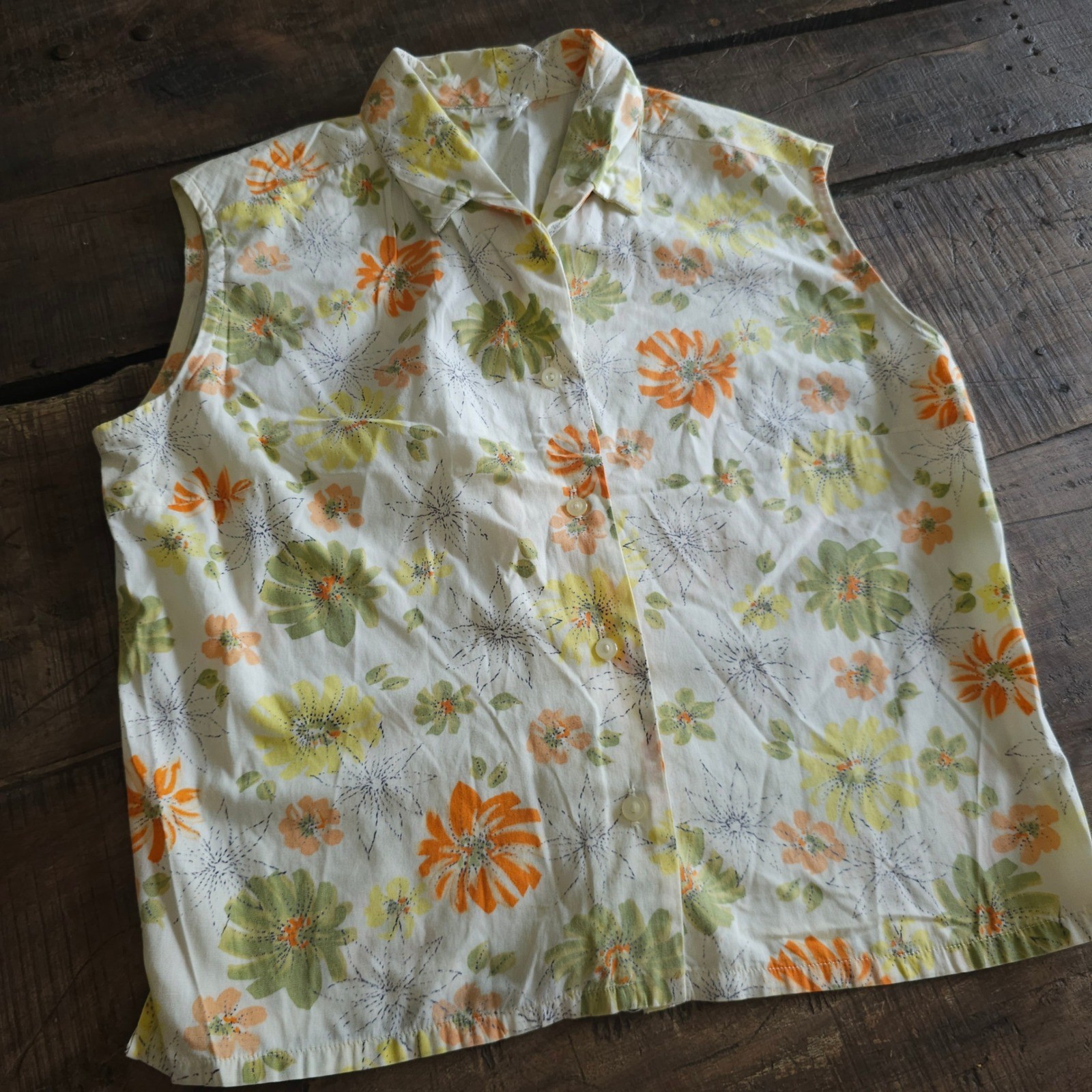 Truly Regal Vintage 50 60s Floral Sleeveless Button Down Blouse Orange Green Mod