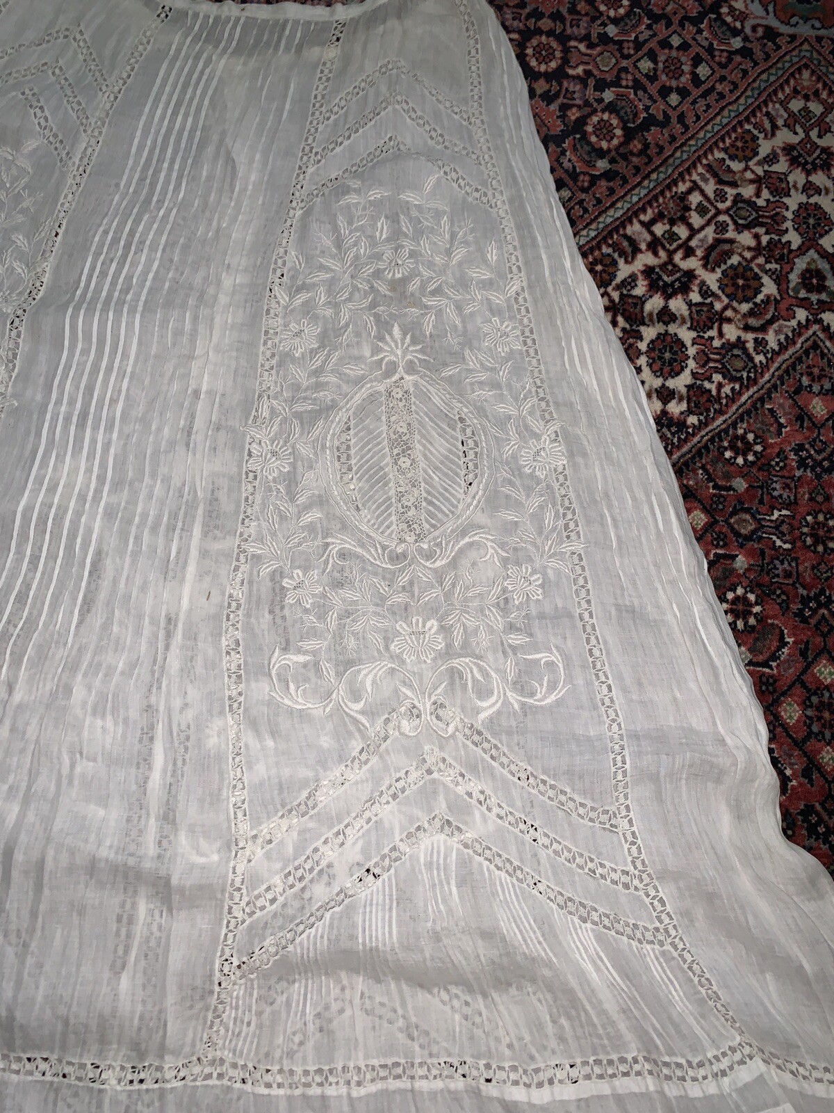Rare 19th-Beginning of 20th Century Hand Made Lace & Embroidered Batiste Skirt