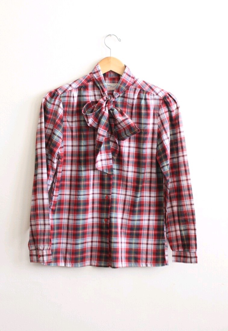 1960s Vintage Tartan Plaid Button Down Blouse with Pussy Bow Size Small-Medium