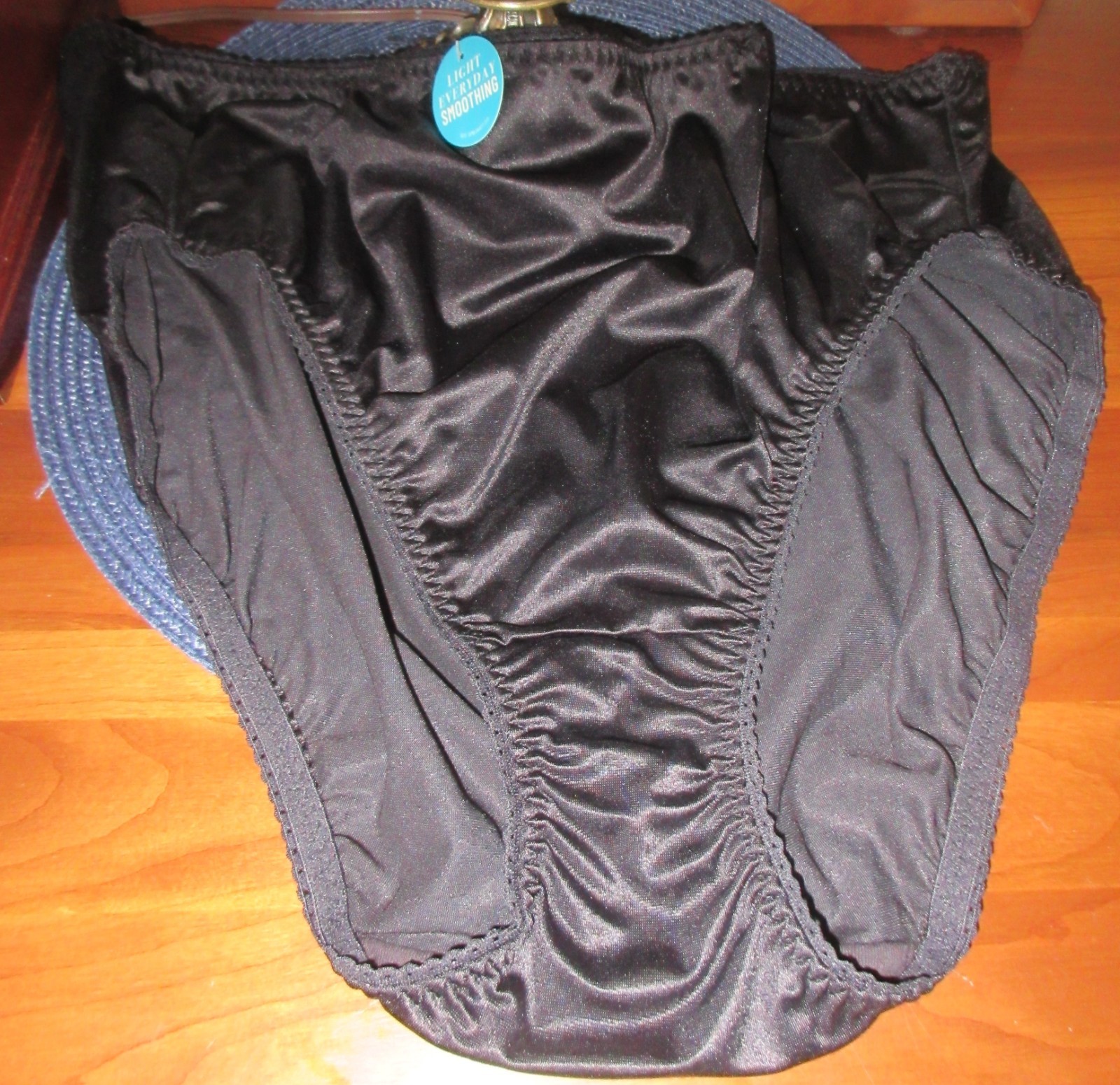 VANITY FAIR SECOND SKIN BLACK 48301 liquid satin HI LEG panties 12/5XL single