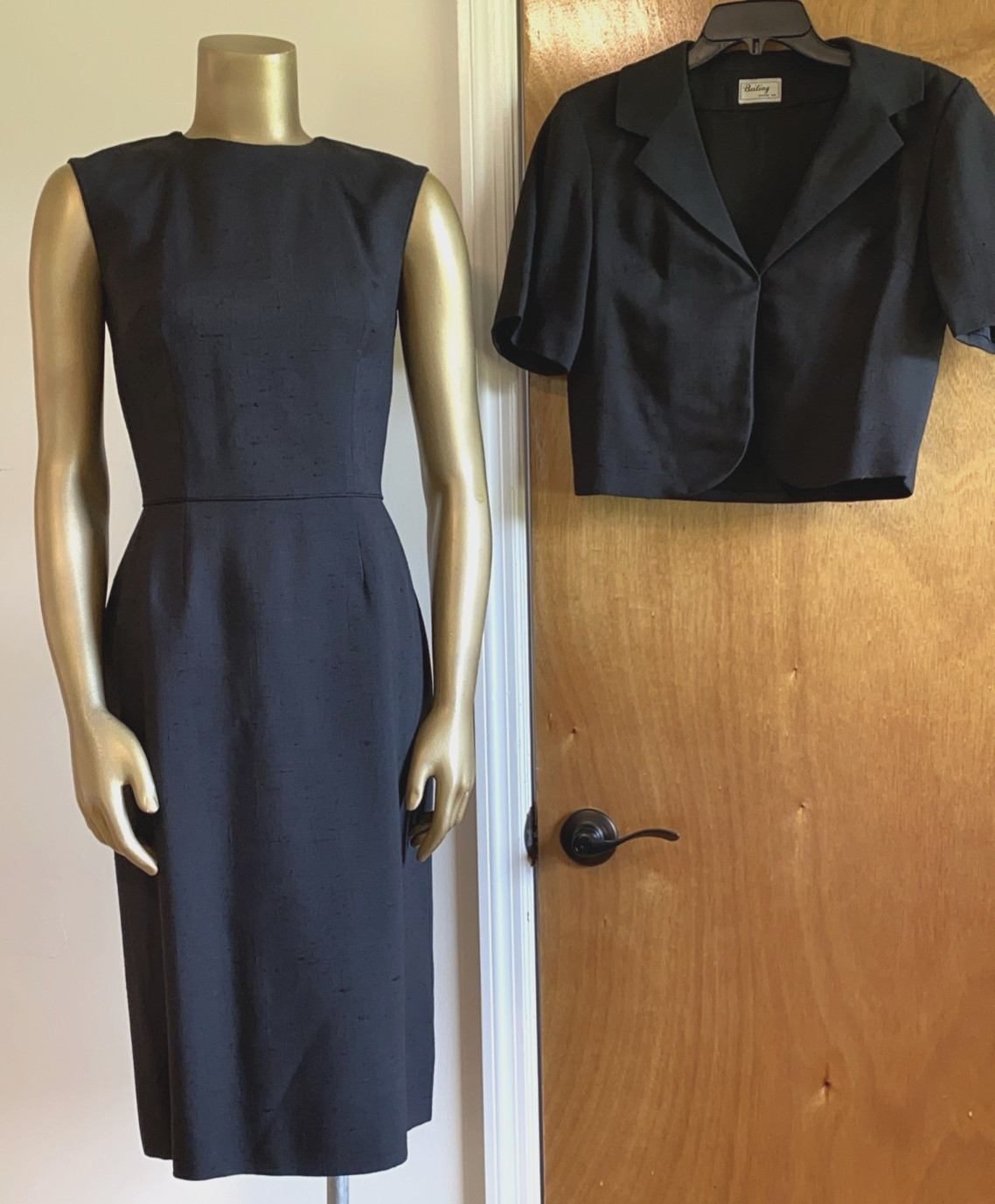 VINTAGE Early 60’s Beiling Shang Hai Black Raw Silk Dress Jacket Suit S JackieO