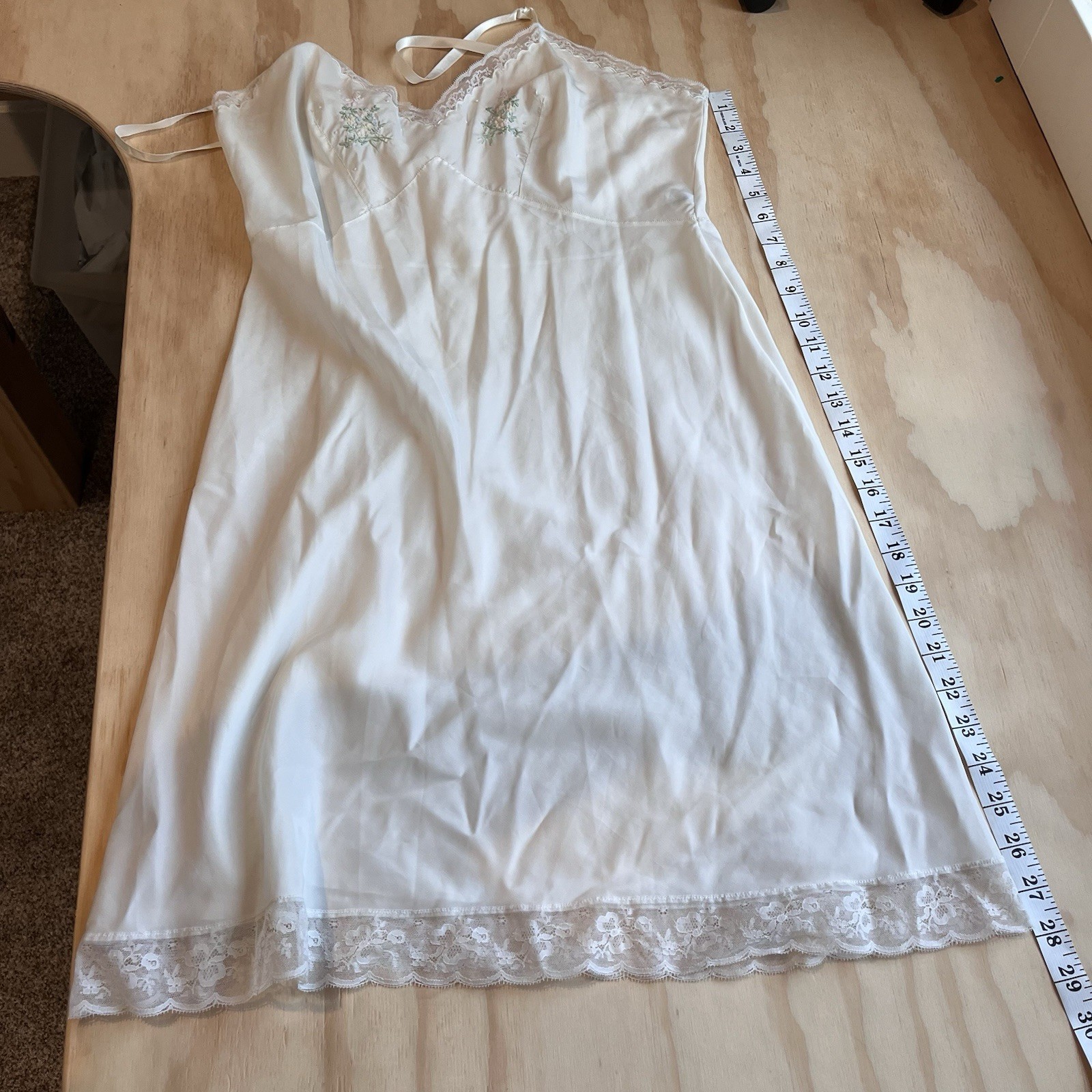 White Lace Lingerie Dainty Floral Vntg Chemise Wedding Night Corhan Noumair 36