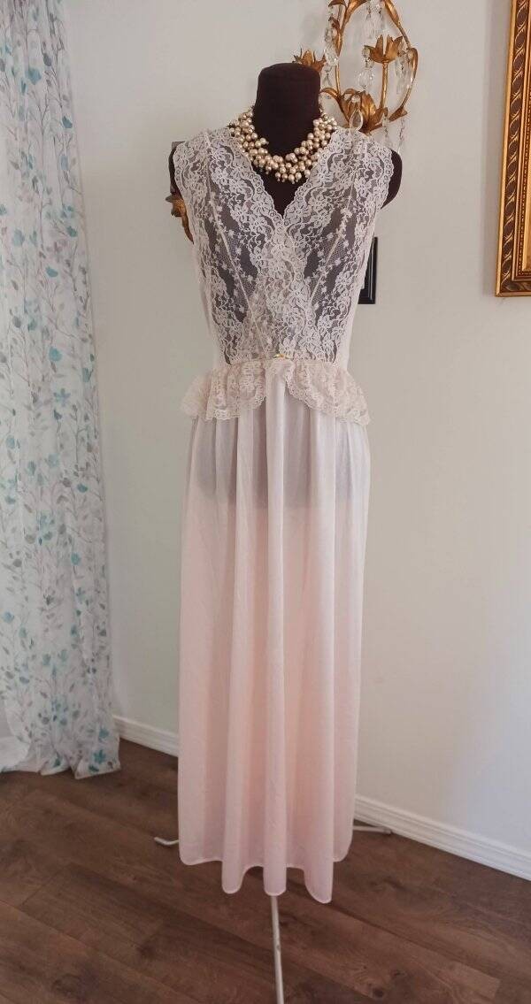 Vintage Pink Prairie Dress Nightgown VICTORIAN Undercover Wear GORGEOUS