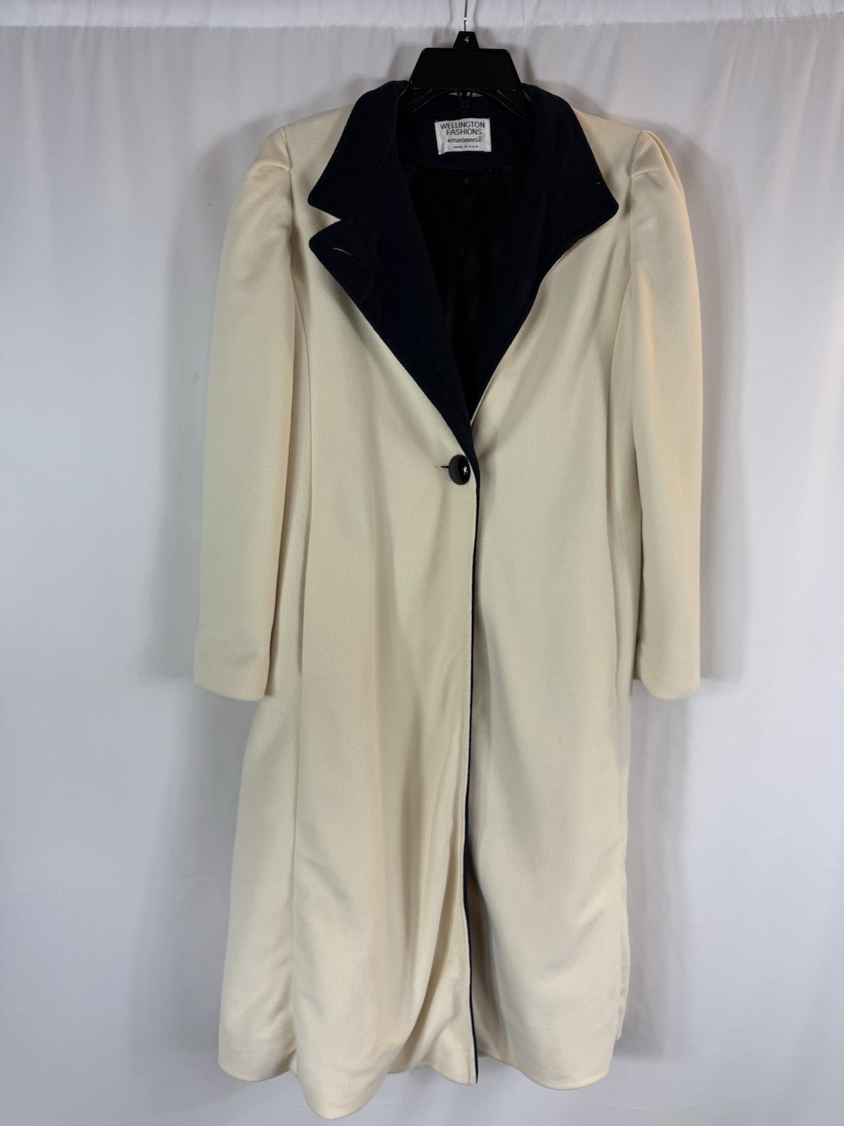VTG Wellington Kashmiracle Long Ladies Coat White w/ Black Lining USA Sz 10/12